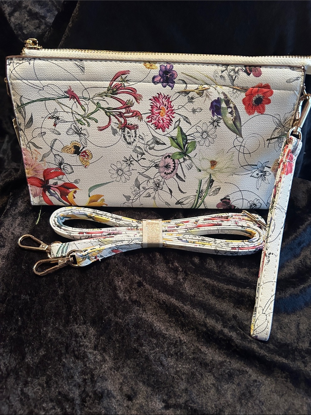 Floral Print Crossbody Wristlet Bag - White Floral